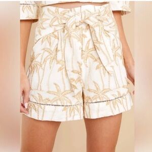 New Scotch & Soda Ivory White and Tan Palm Tree Embroidery Bow Shorts